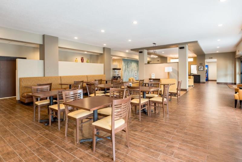Sleep Inn & Suites Ankeny - Des Moines Eksteriør billede